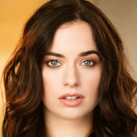 Lauren Elyse Taylor