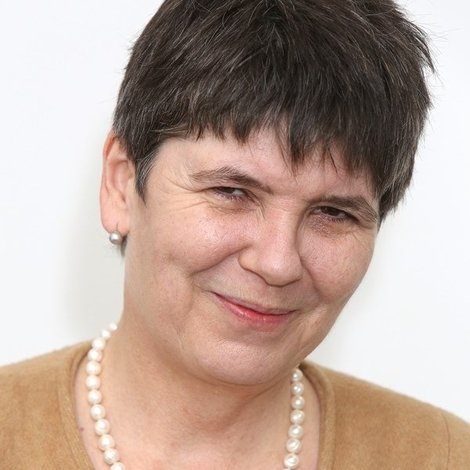 Claire Fox