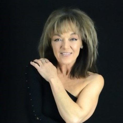 Lisa Edwards