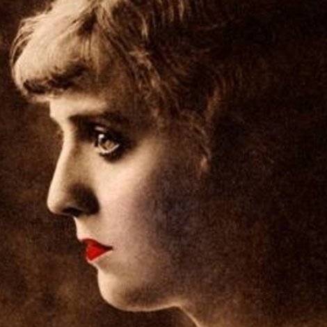 Lilly Jacobson