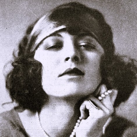 Marilyn Mills