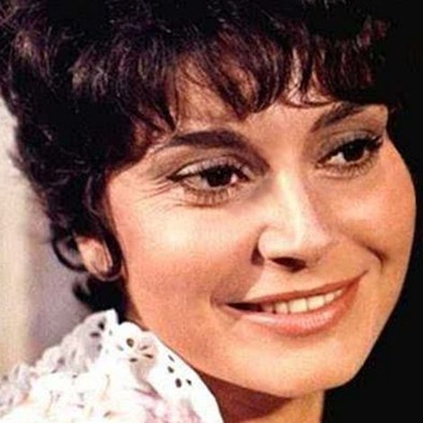 Evelyne Séléna