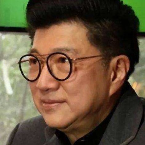 Dao-Hung Lee