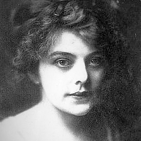 Lillian Worth