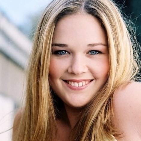 Elizabeth Fields