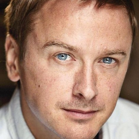 Andrew J McGuinness