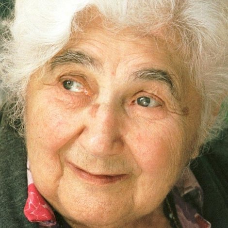 Esther Gorintin