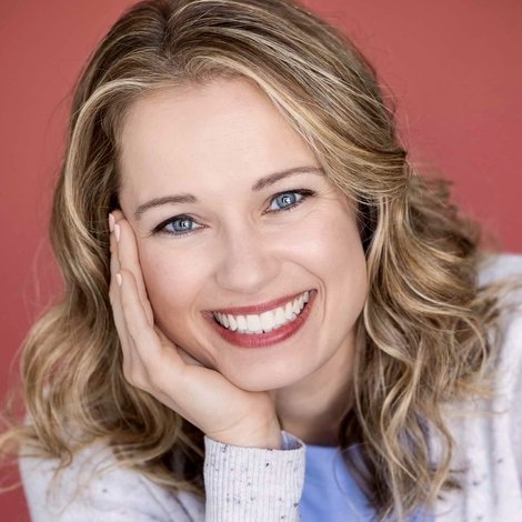 Amanda Pfeiffer