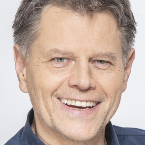 Daniel Junas