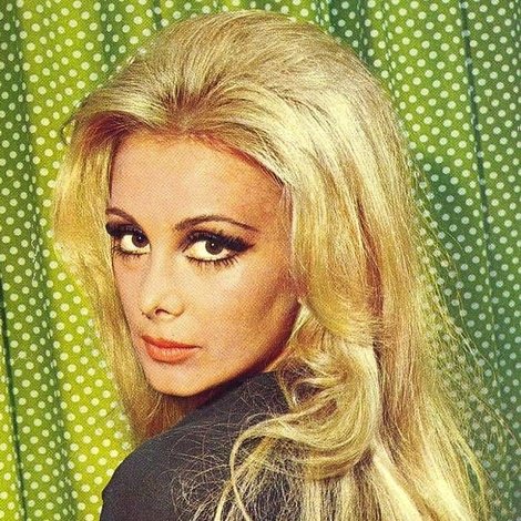 Filiz Akın