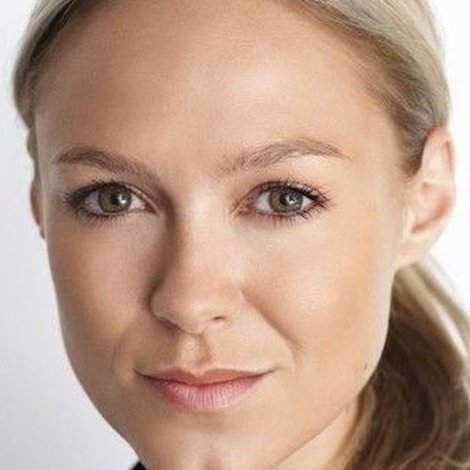 Christina Hallett