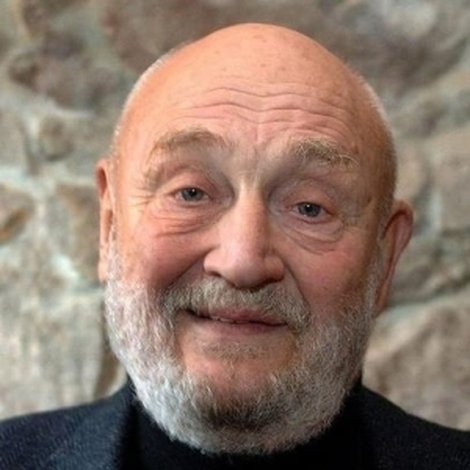 Rolf Hoppe