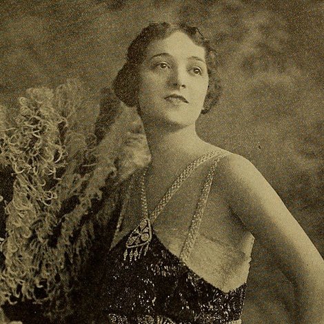 Aimee Dalmores