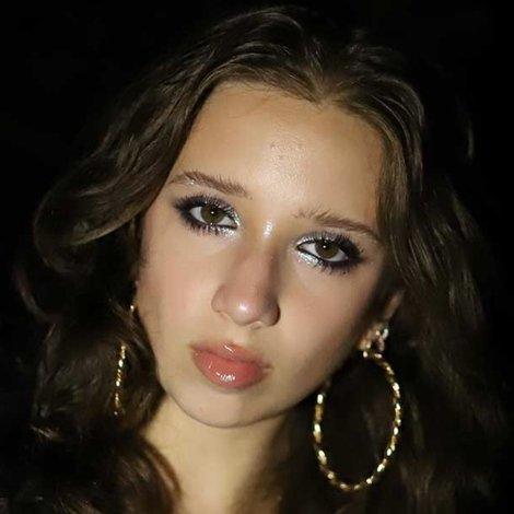 Isabel LaRosa