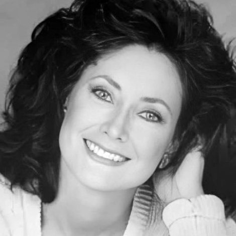 Cheryl Janecky