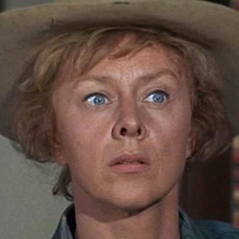 Louise Latham