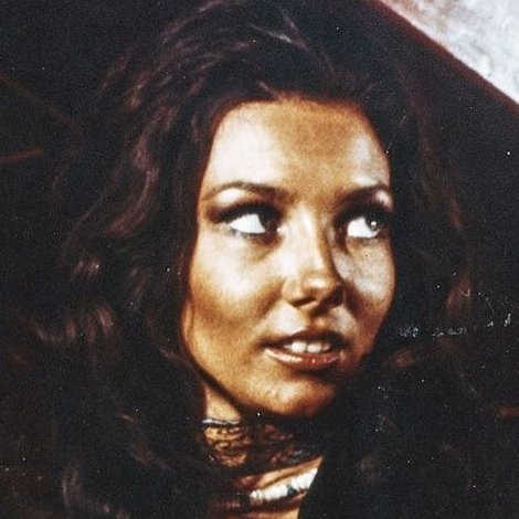 Joan Devlon