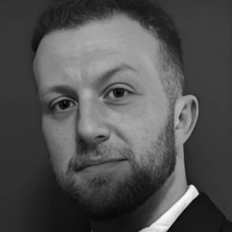 Aaron Deakins