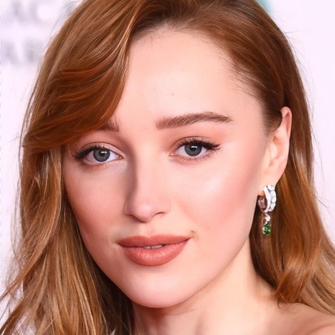 Phoebe Dynevor