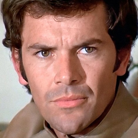 David Warbeck
