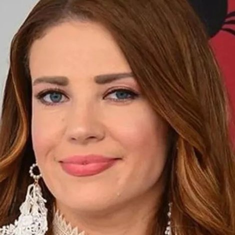 Esra Sönmezer