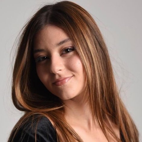 Dora Dalgıç