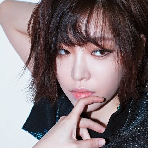 Son Ga-in