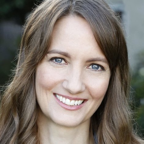 Lisa Renée