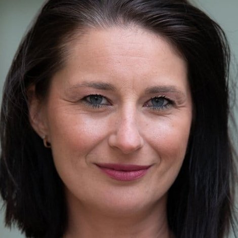 Nadya Derderyan