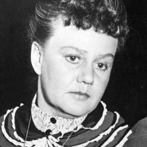 Steffie Spira