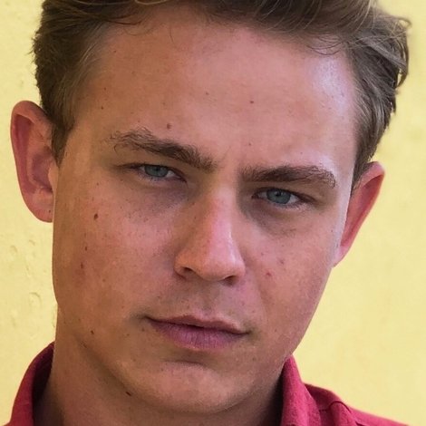 Dennis Mojen