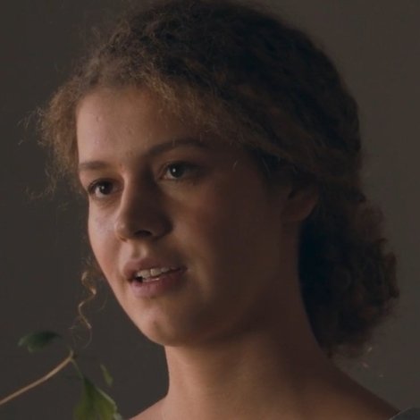 Fruzsina Czvetkó