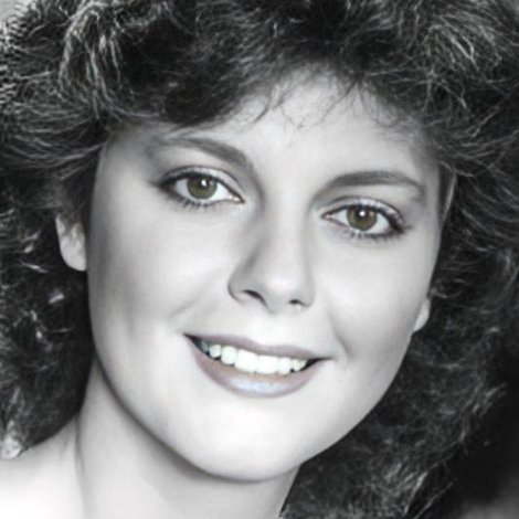 Deborah Van Rhyn