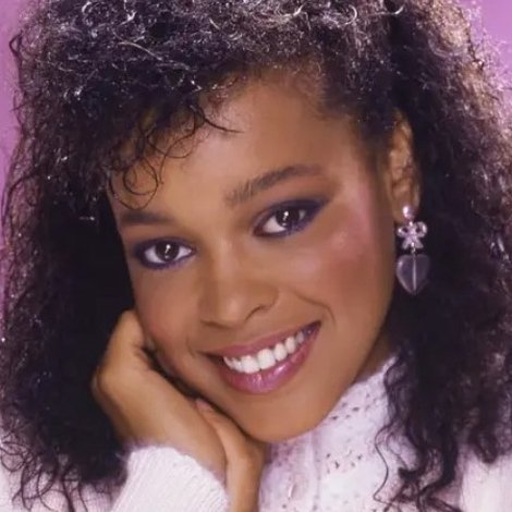 Ola Ray