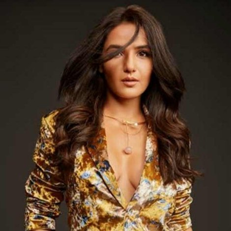 Jasmin Bhasin