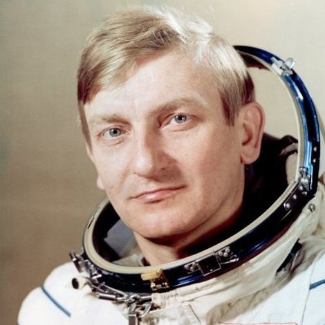 Miroslaw Hermaszewski