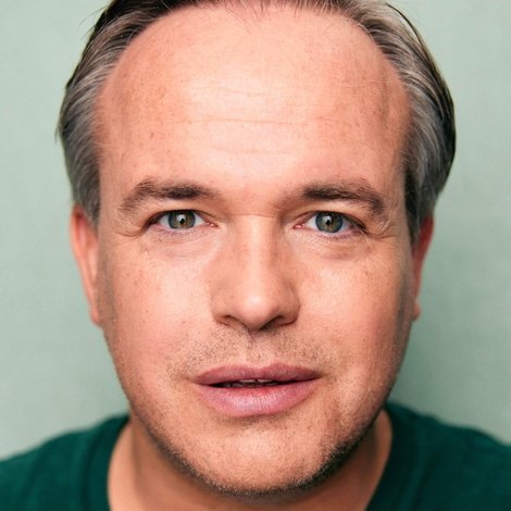Peter Stray