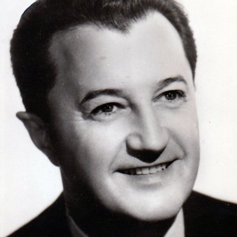 André Dassary