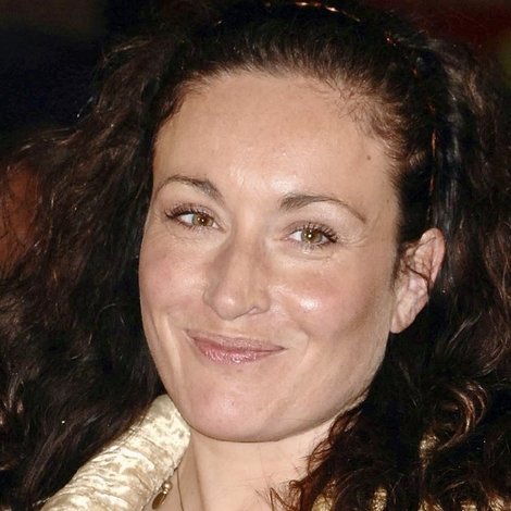 Lucy Cohu
