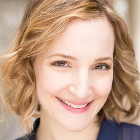 Maggie Lakis