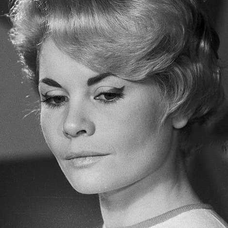 Noëlle Adam