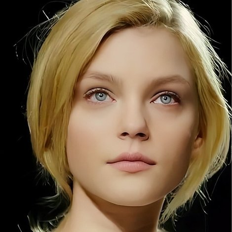 Jessica Stam