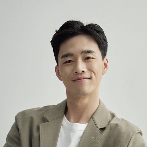 Kang Sung-hwa