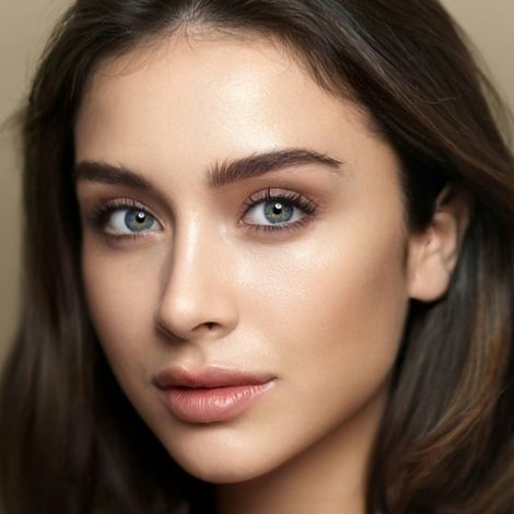 Claudia Bouza