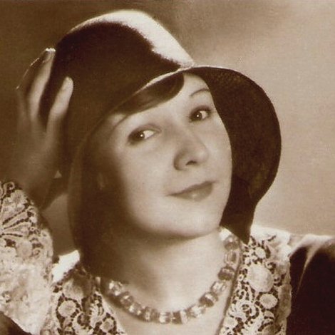 Dina Gralla