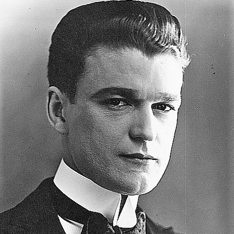 Wallace MacDonald