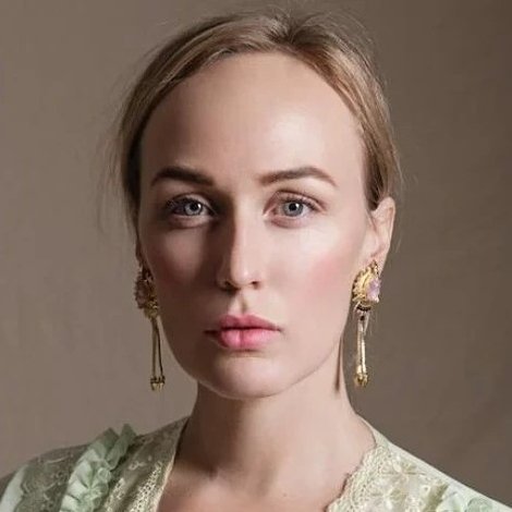 Moonica Mac