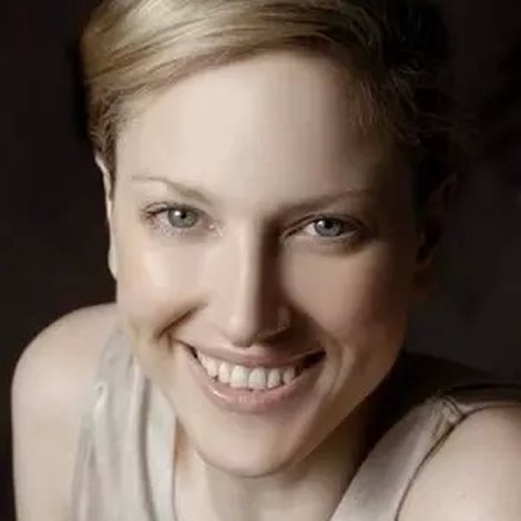 Beth Tapper