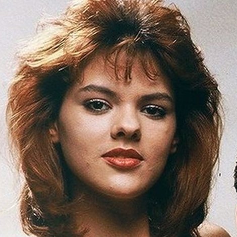 Stella Tzekou