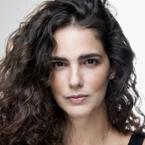 María Luisa Flores